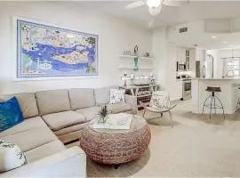 Coligny Beach, Pools, & Shops- Few Steps Away
