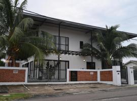 Villa Puspa - Larkin Bungalow Homestay，位于新山的酒店