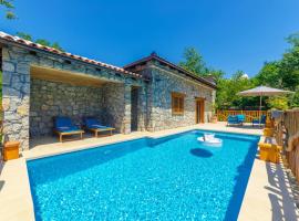 Carevic Resort & Villas，位于布德瓦的乡村别墅
