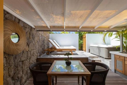 Charming bungalow in Saint Barthélemy with shared pool
